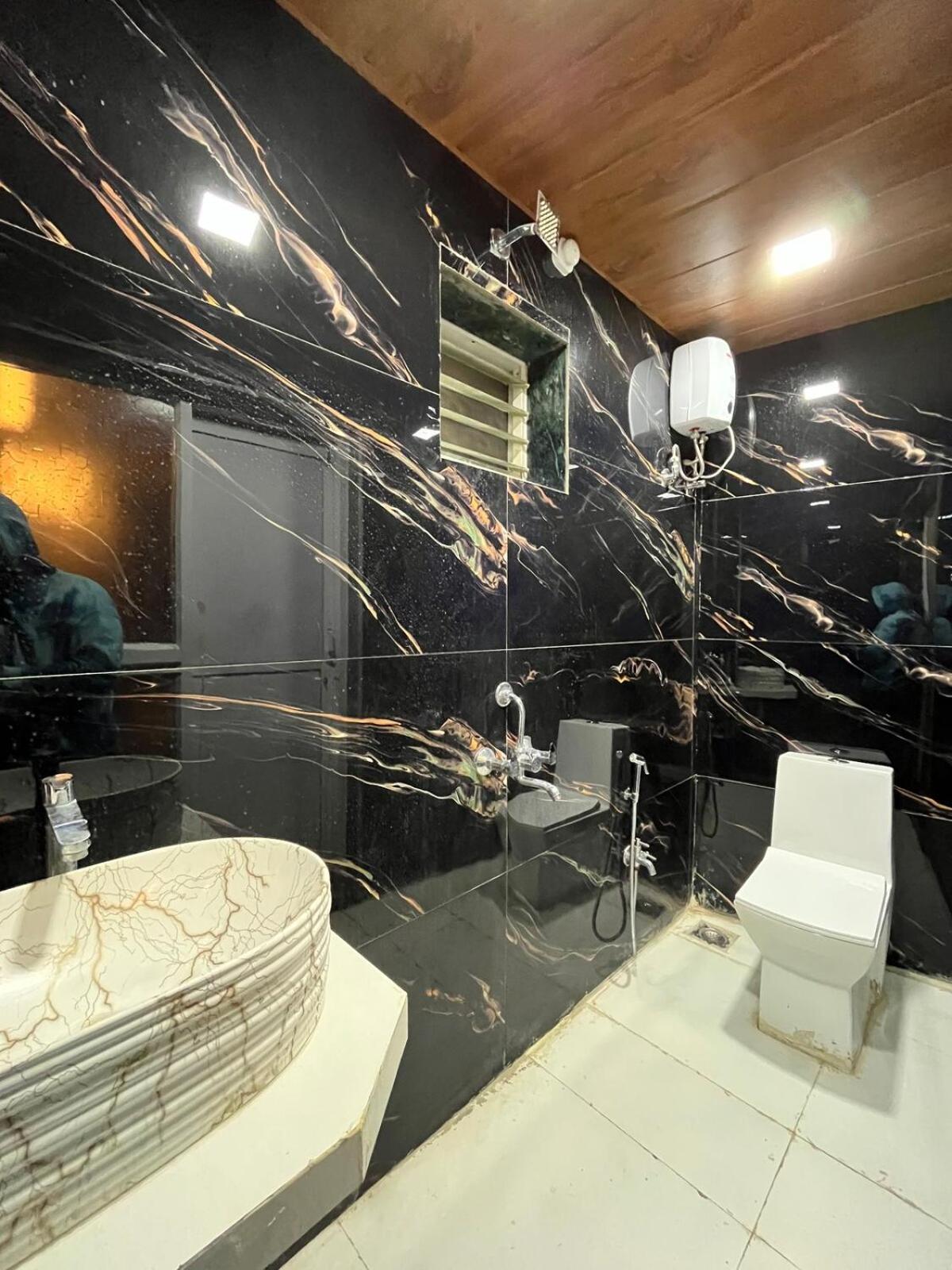 Govind Villa - 3Bhk Penthouse Suite With Pool Splash Lonavala Luaran gambar